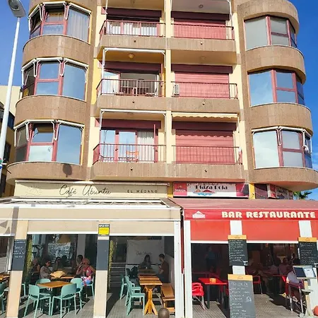 Medano4you Red Mountain Sea View Apartment *