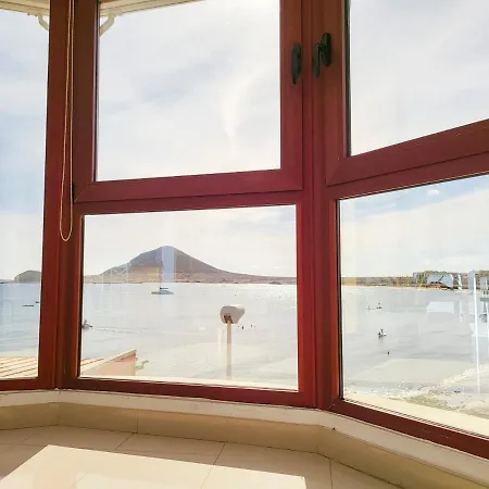 Medano4you Red Mountain Sea View Apartment *